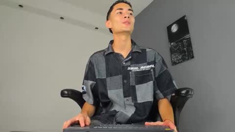 Ritchie Alameda online show from October 17, 11:25 am