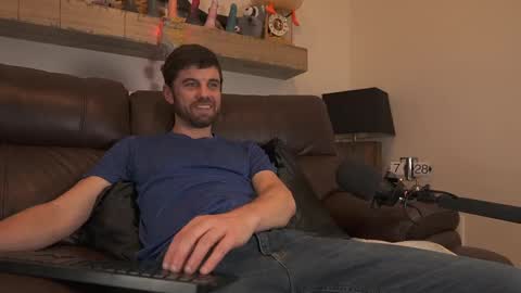 Snapshot of rndmzd chatting on February 26, 1:30 pm Ryan aka KeylimeRy online show from February 26, 1:30 pm