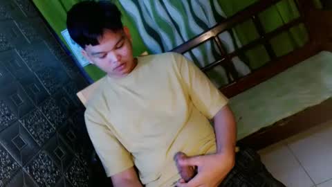 Snapshot of rnl_cum chatting on December 14, 11:01 pm RICH MY GOAL online show from December 14, 11:01 pm