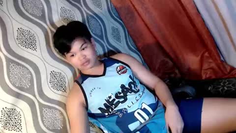 Snapshot of rnl_cum chatting on January 20, 1:39 am RICH MY GOAL online show from January 20, 1:39 am