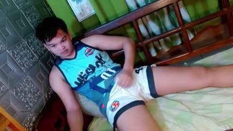 Snapshot of rnl_cum chatting on December 31, 1:19 pm RICH MY GOAL online show from December 31, 1:19 pm