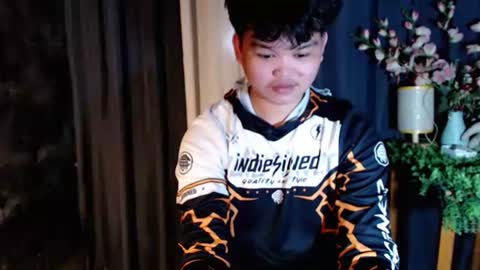 Snapshot of rnl_cum chatting on October 15, 2:46 pm RICH MY GOAL online show from October 15, 2:46 pm