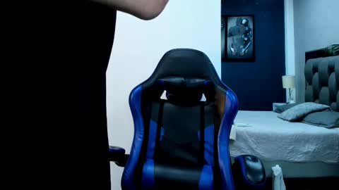 Roan Birkin online show from December 16, 10:39 pm