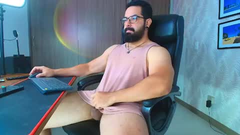 Robby online show from May 9, 2:56 am