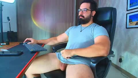 Robby online show from May 8, 2:45 am