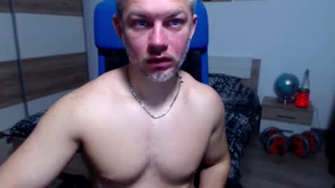 Snapshot of robbyshawz chatting on November 2, 8:07 am robbyshawz online show from November 2, 8:07 am