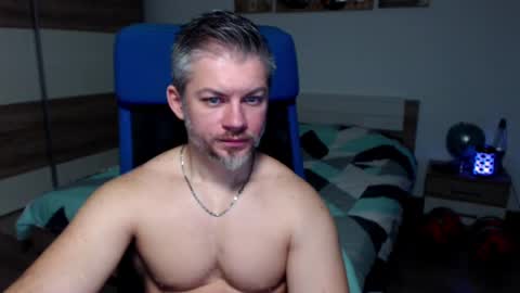 Snapshot of robbyshawz chatting on January 15, 5:08 am robbyshawz online show from January 15, 5:08 am