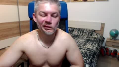 robbyshawz online show from May 8, 6:36 am