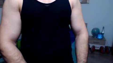 Snapshot of robbyshawz chatting on October 17, 10:41 am robbyshawz online show from October 17, 10:41 am