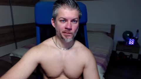 Snapshot of robbyshawz chatting on February 3, 6:13 am robbyshawz online show from February 3, 6:13 am