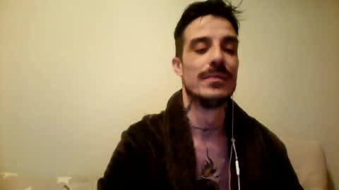 rober777xxl online show from January 4, 1:42 am