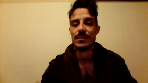 rober777xxl online show from January 3, 3:38 am