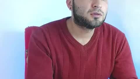 Snapshot of robert_leroy chatting on February 16, 6:21 pm Stiven - online show from February 16, 6:21 pm