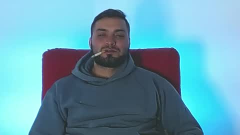 Snapshot of robert_leroy chatting on October 8, 4:50 am Stiven - online show from October 8, 4:50 am