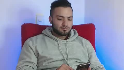 Snapshot of robert_leroy chatting on February 17, 12:48 pm Stiven - online show from February 17, 12:48 pm