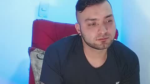 Snapshot of robert_leroy chatting on December 30, 7:26 am Stiven - online show from December 30, 7:26 am