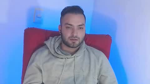 Snapshot of robert_leroy chatting on January 7, 5:56 am Stiven - online show from January 7, 5:56 am