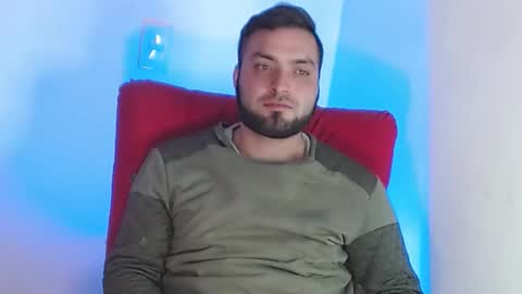 Snapshot of robert_leroy chatting on January 27, 11:43 pm Stiven - online show from January 27, 11:43 pm