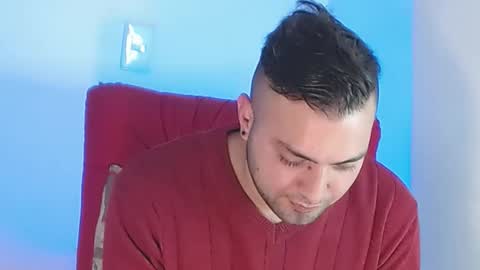 Snapshot of robert_leroy chatting on February 2, 7:57 pm Stiven - online show from February 2, 7:57 pm