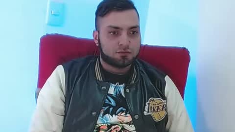 Snapshot of robert_leroy chatting on January 12, 6:27 pm Stiven - online show from January 12, 6:27 pm