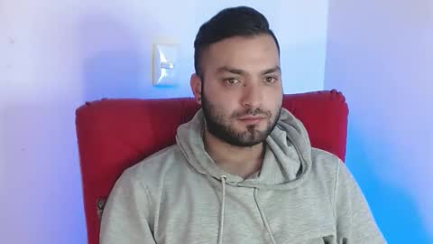Snapshot of robert_leroy chatting on February 21, 2:27 pm Stiven - online show from February 21, 2:27 pm