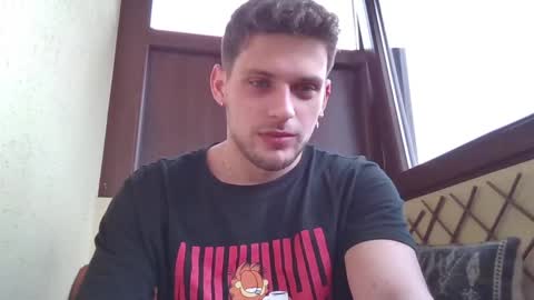 Snapshot of roberto_twink1 chatting on February 12, 7:13 am Roberto online show from February 12, 7:13 am