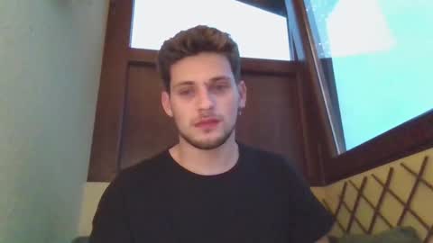 Snapshot of roberto_twink1 chatting on February 3, 5:40 am Roberto online show from February 3, 5:40 am