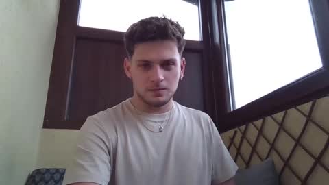Snapshot of roberto_twink1 chatting on January 3, 9:36 am Roberto online show from January 3, 9:36 am