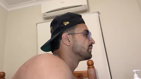 robin1036 online show from April 21, 12:44 pm