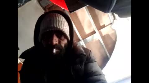 Snapshot of robincom23 chatting on January 26, 5:23 pm R online show from January 26, 5:23 pm