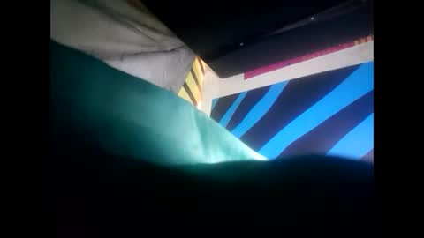 Snapshot of robincom23 chatting on February 12, 12:16 am R online show from February 12, 12:16 am