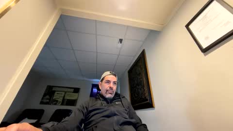 Snapshot of roblatino12 chatting on February 17, 3:20 pm roblatino12 online show from February 17, 3:20 pm