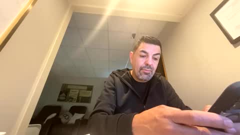 Snapshot of roblatino12 chatting on March 8, 12:50 pm roblatino12 online show from March 8, 12:50 pm