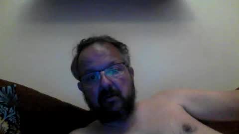 Snapshot of robx32 chatting on October 7, 9:52 pm Rob online show from October 7, 9:52 pm