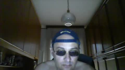 robertino online show from March 9, 1:26 pm