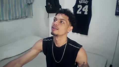 Snapshot of rocco99xx chatting on October 27, 1:13 pm Rocco online show from October 27, 1:13 pm