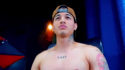 rocco_santos online show from April 22, 6:45 pm