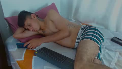 Julian online show from May 4, 3:30 am