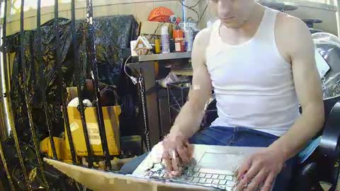 muscleboi slave online show from February 19, 10:09 pm