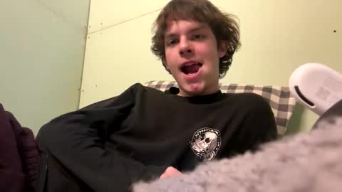 rockeylo99 online show from November 15, 11:29 pm