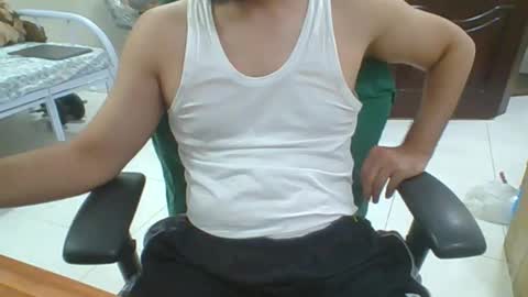 rockysam090 online show from October 23, 6:00 pm