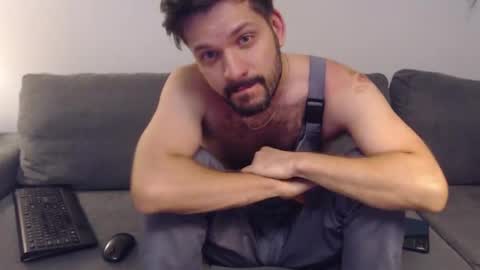 Snapshot of rockythewildest007 chatting on January 17, 6:47 pm rockythewildest007 online show from January 17, 6:47 pm