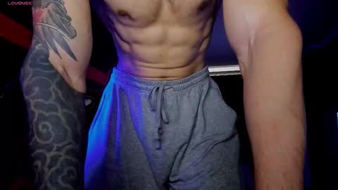 Snapshot of rodarri chatting on September 24, 5:18 am MY NAME CAN SEE ALL MY CUM VIDEO BUY FAN SUB. online show from September 24, 5:18 am