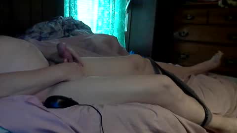 Snapshot of roddy69er chatting on December 11, 3:00 pm roddy69er online show from December 11, 3:00 pm