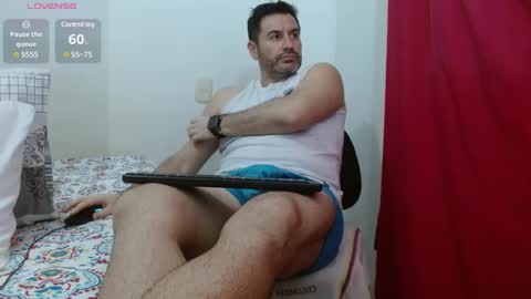 Snapshot of rodher81 chatting on March 11, 11:37 pm Rod online show from March 11, 11:37 pm