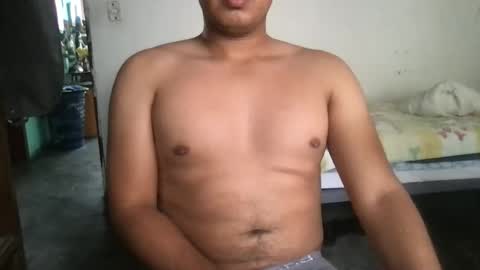 rodrigo0_0 online show from September 8, 6:51 pm