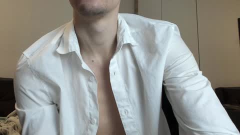 Snapshot of rokko_diamond777 chatting on January 20, 6:42 am taylor fox online show from January 20, 6:42 am