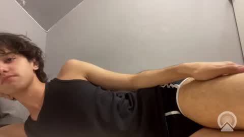roma_shyguy_ online show from June 16, 12:24 am