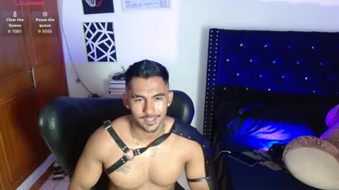Roman online show from April 30, 8:57 pm