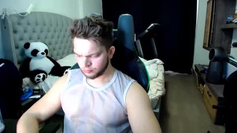 romantic_twunk online show from October 19, 8:39 am